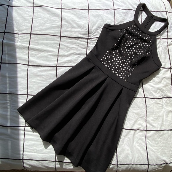 Guess Black Dress - Picture 2 of 14